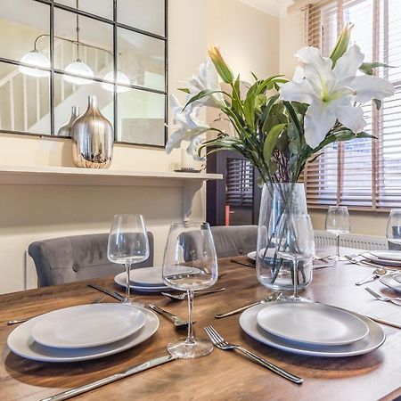 Chester City Centre Cottage, Sleeps 6 With Free Parking Exterior photo