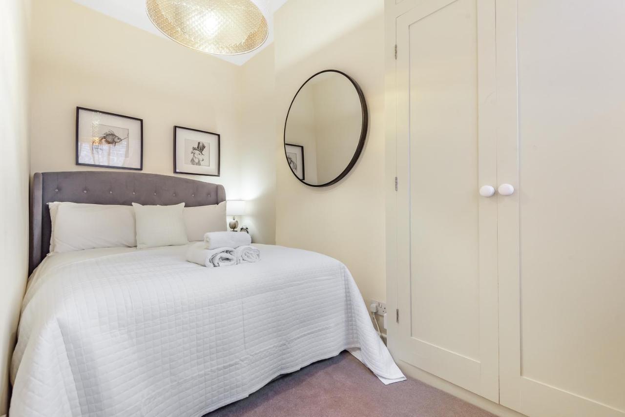 Chester City Centre Cottage, Sleeps 6 With Free Parking Exterior photo