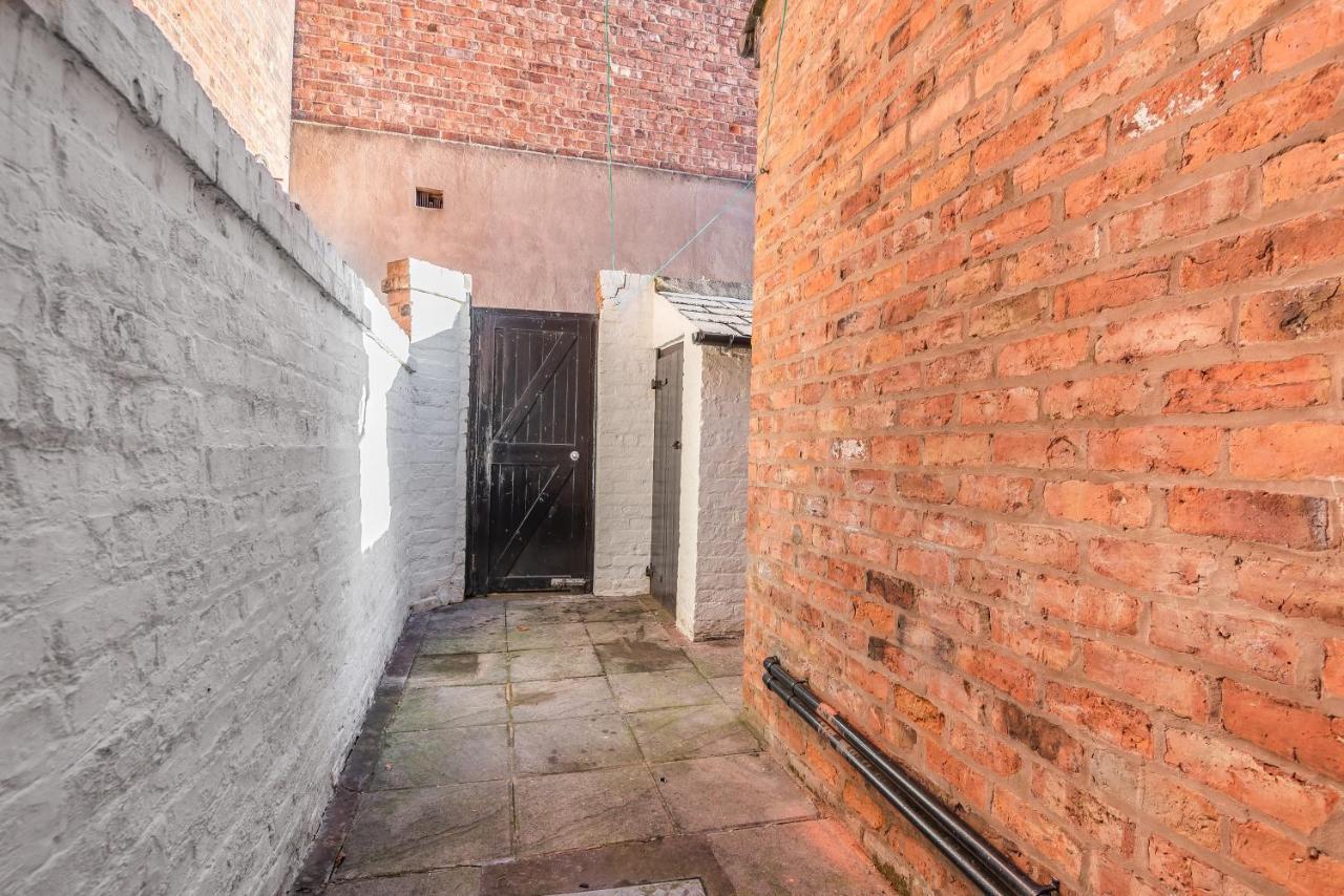 Chester City Centre Cottage, Sleeps 6 With Free Parking Exterior photo
